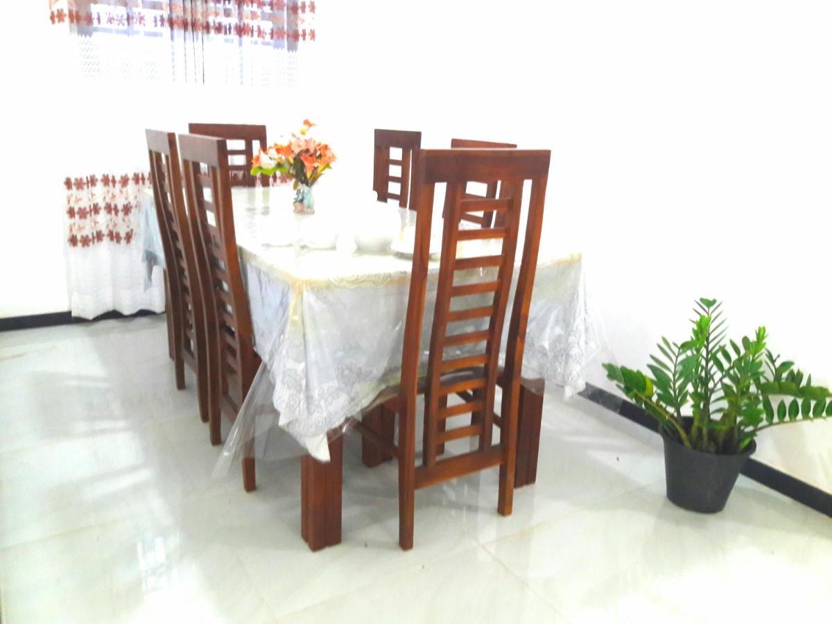 Mango Villa Hikkaduwa Dış mekan fotoğraf