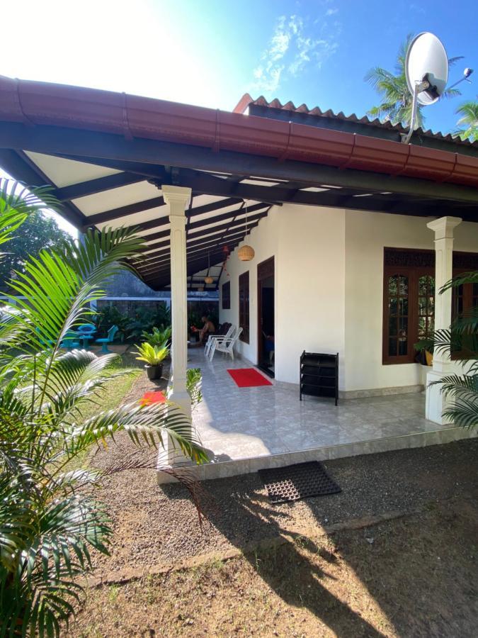 Mango Villa Hikkaduwa Dış mekan fotoğraf